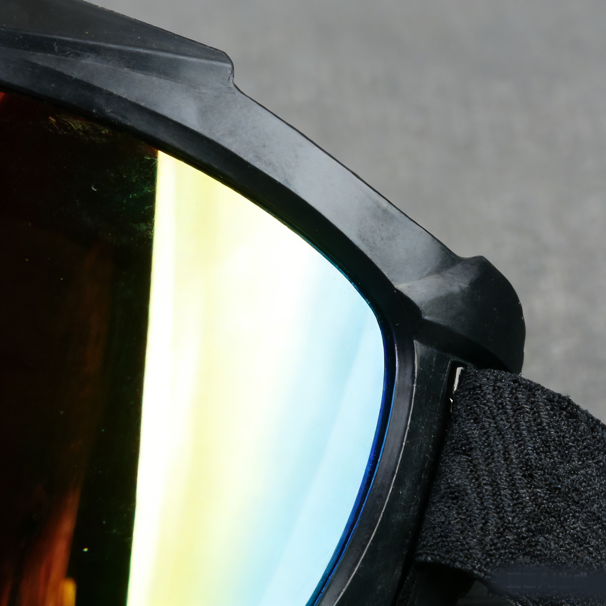 Chemical-proof face shield