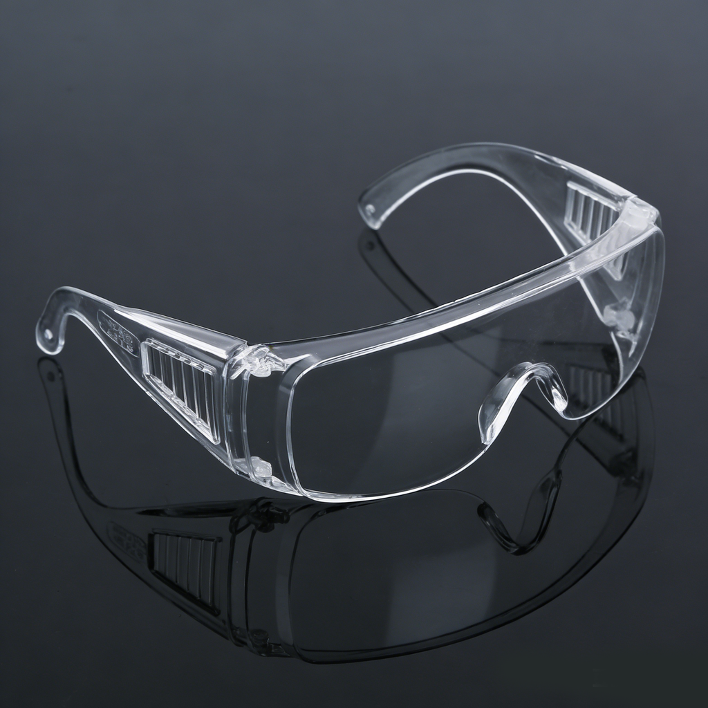 Blinds flank goggles