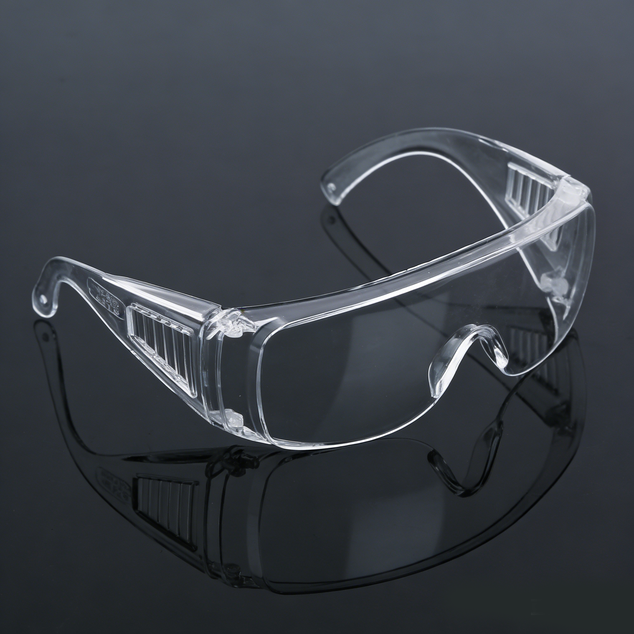 Blinds flank goggles